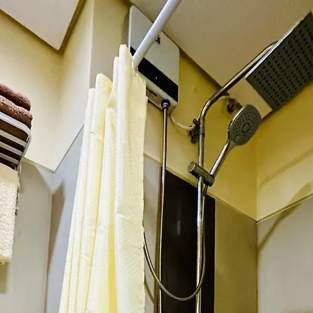 Smdc Breeze Residences Pasay Near Picc Moa Airport World Trade Center Fast Wifi Pool Karaoke