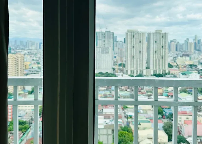 Smdc Breeze Residences Pasay Near Picc Moa Airport World Trade Center Fast Wifi Pool Karaoke Aparthotel