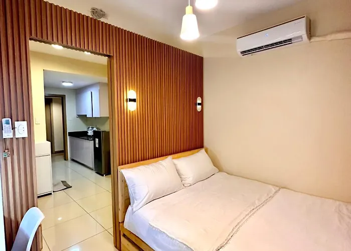 Smdc Breeze Residences Pasay Near Picc Moa Airport World Trade Center Fast Wifi Pool Karaoke Aparthotel
