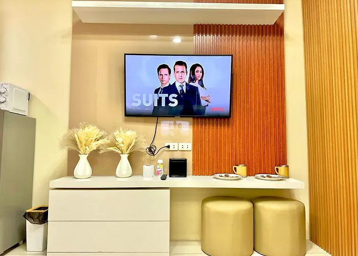 Smdc Breeze Residences Pasay Near Picc Moa Airport World Trade Center Fast Wifi Pool Karaoke Manila
